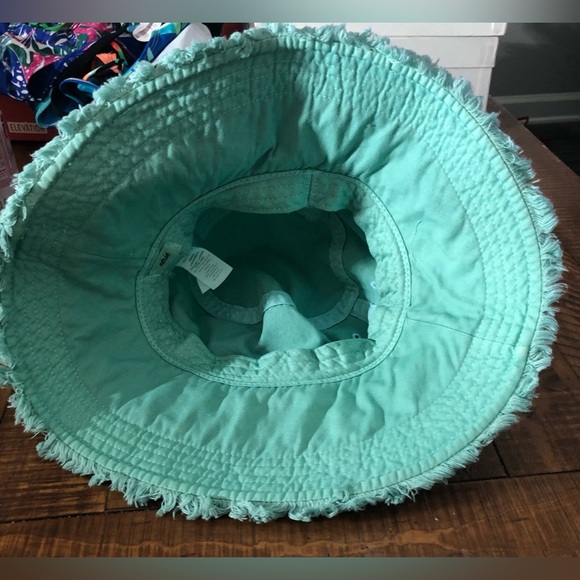 NWT Aerie Raw Edge Bucket Hat in Green / Upcycled - Picture 4 of 8